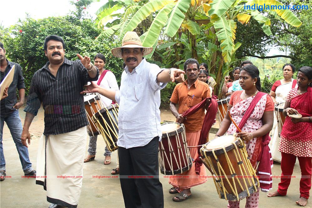 Ammukutty Ammayude Ajayan Movie hd photo
