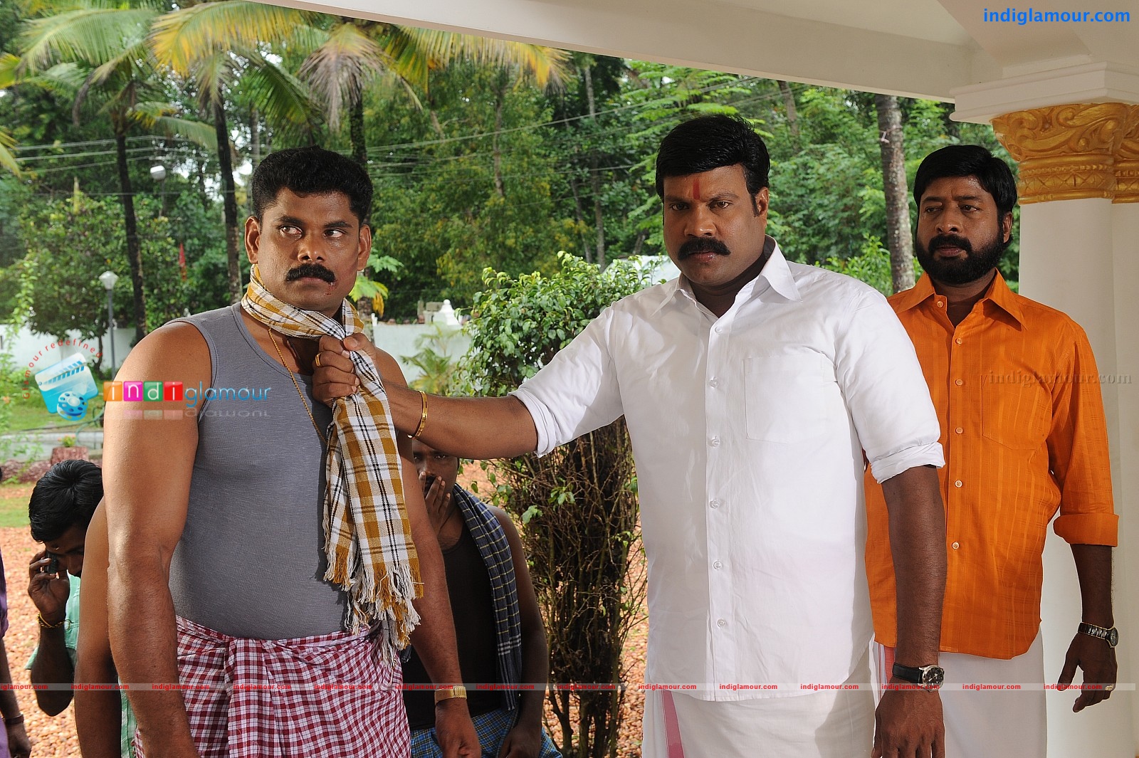 Oru Kudumba Chitram Movie hd photo