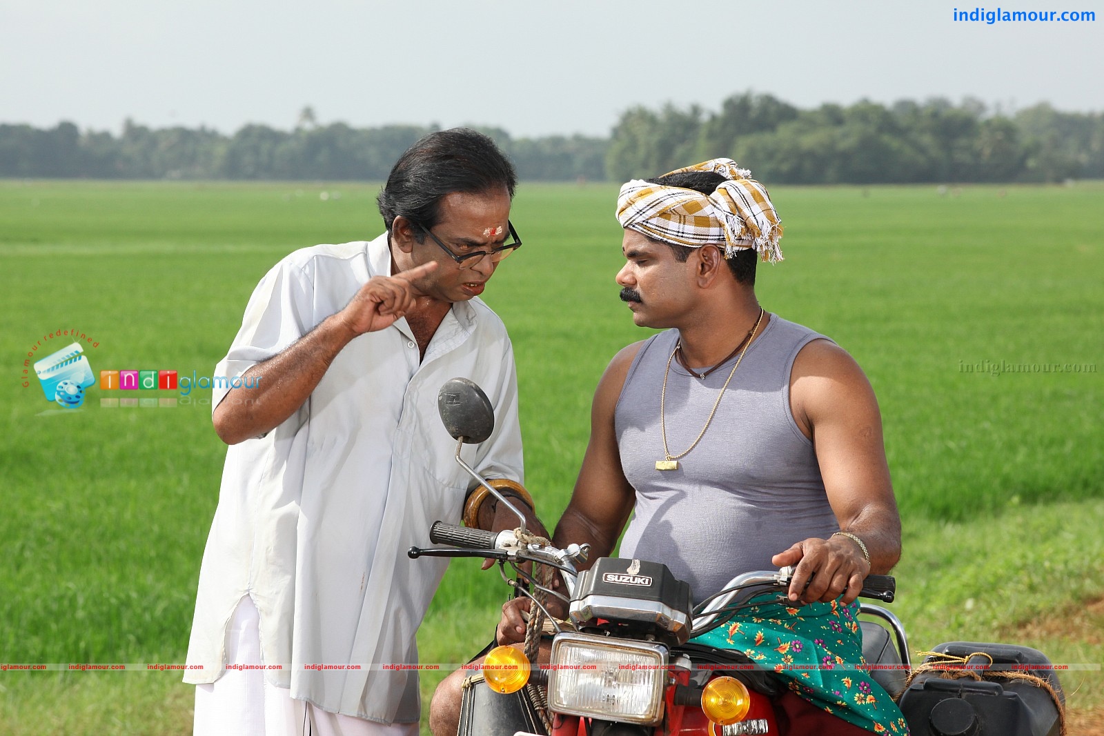Oru Kudumba Chitram Movie hd photo