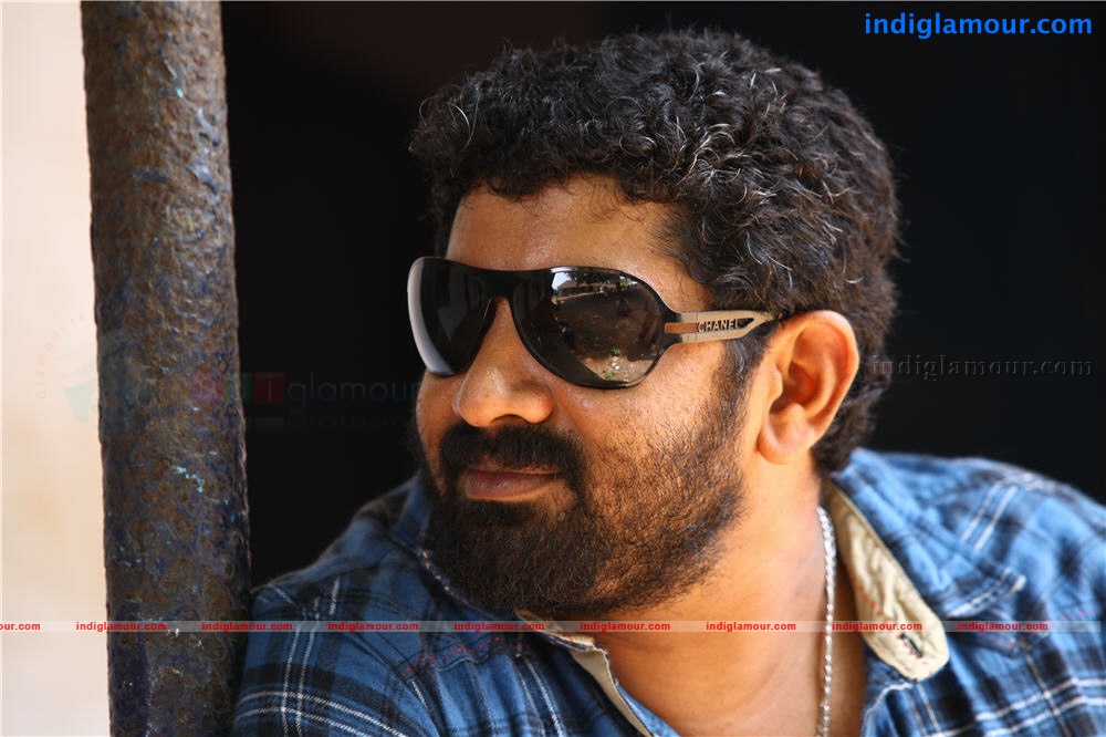 Vadhyar Movie hd photo