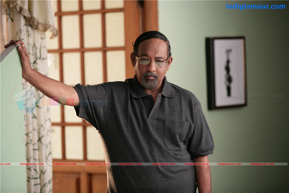 Njanum Ente Familyum Movie hd photo