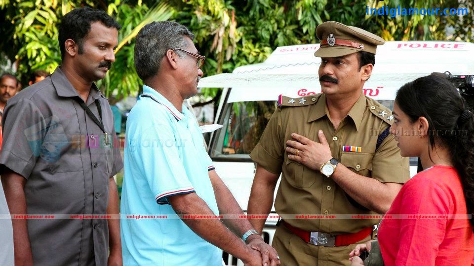 Thalsamayam Oru Penkutty Movie hd photo