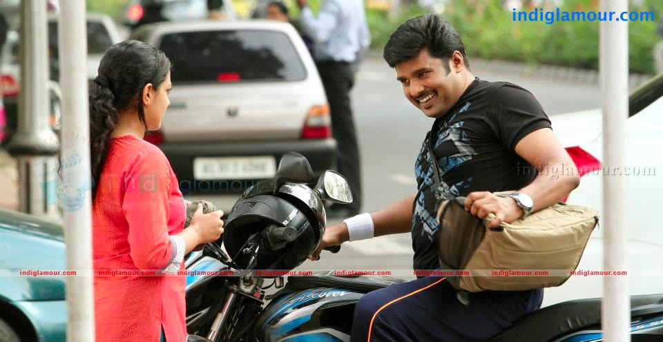 Thalsamayam Oru Penkutty Movie hd photo