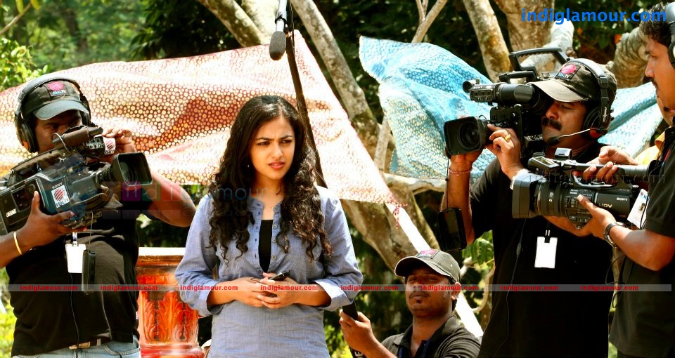 Thalsamayam Oru Penkutty Movie hd photo