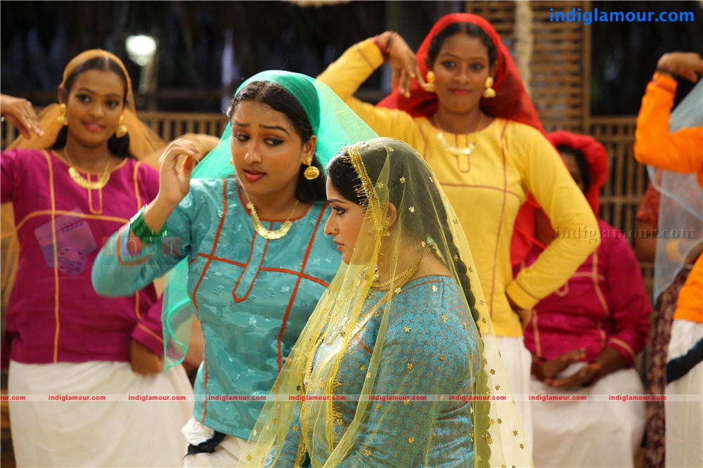 vellaripravinte changathi Movie hd photo