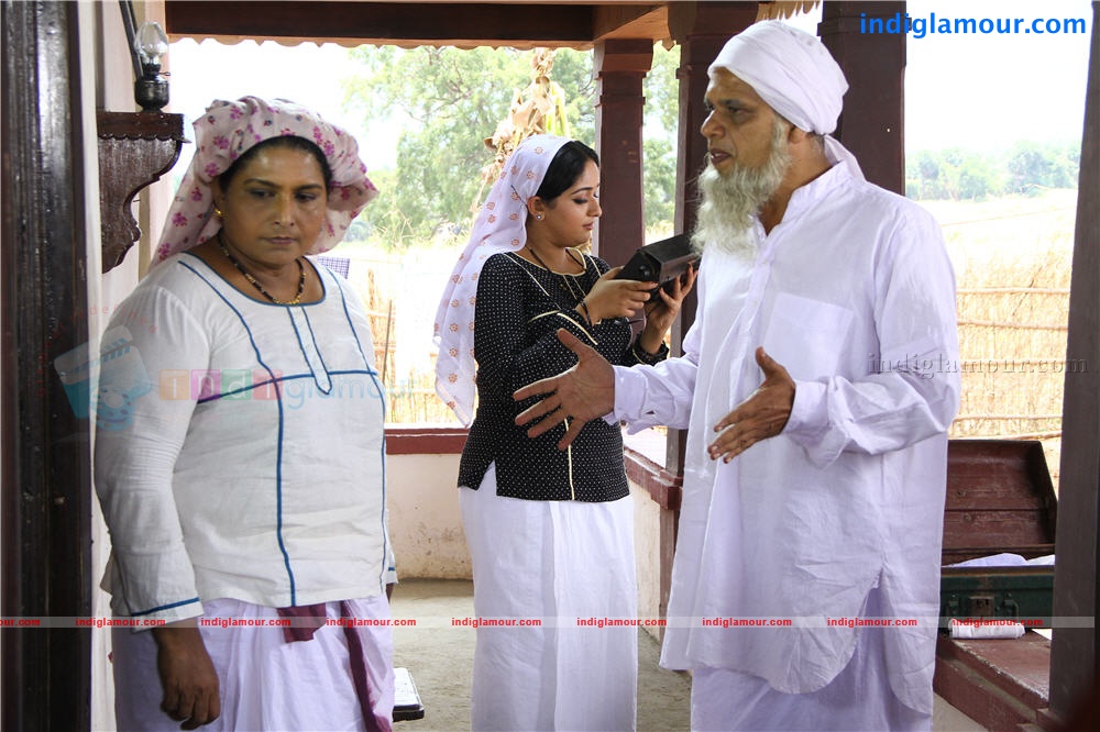 vellaripravinte changathi Movie hd photo