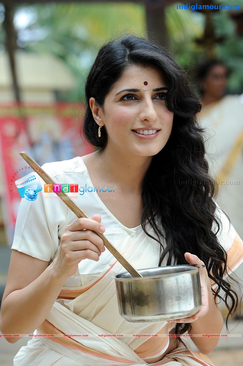 White And Black Movie hd photo