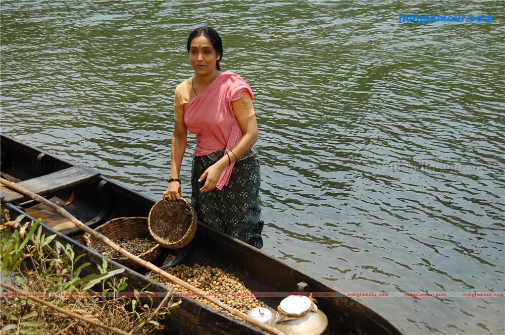 Snehadaram Movie hd photo