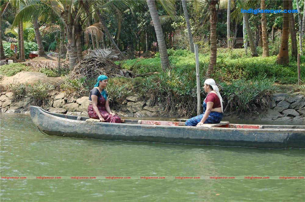 Snehadaram Movie hd photo