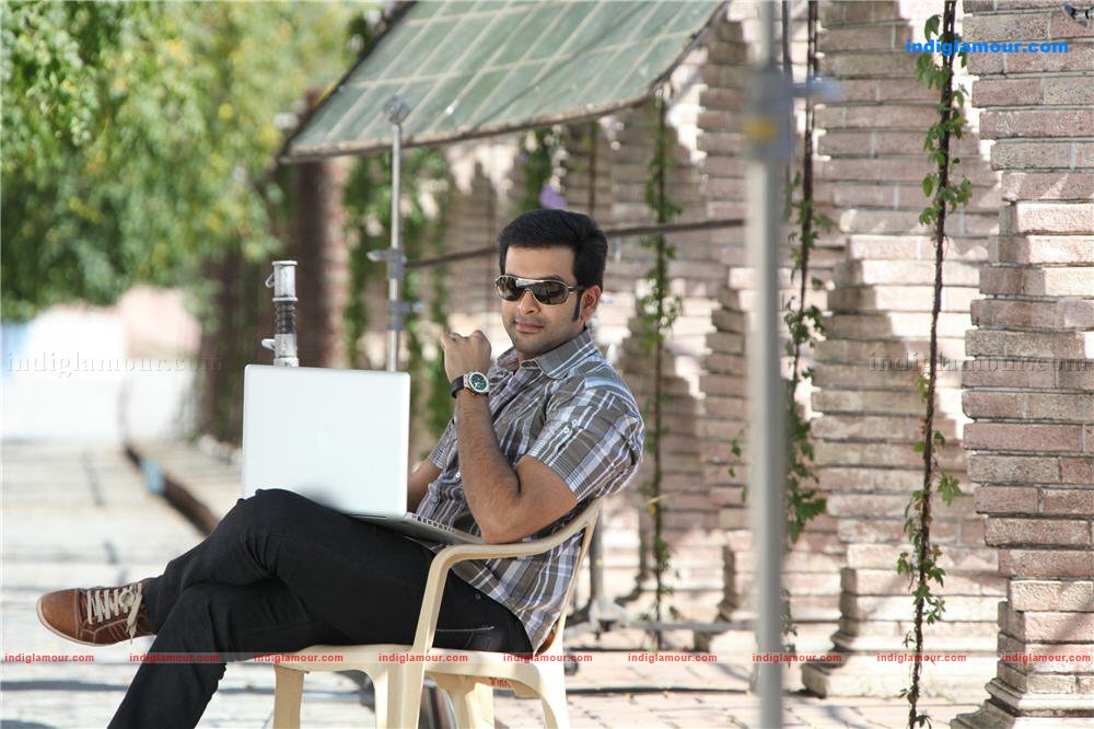 Make Up Man Movie hd photo