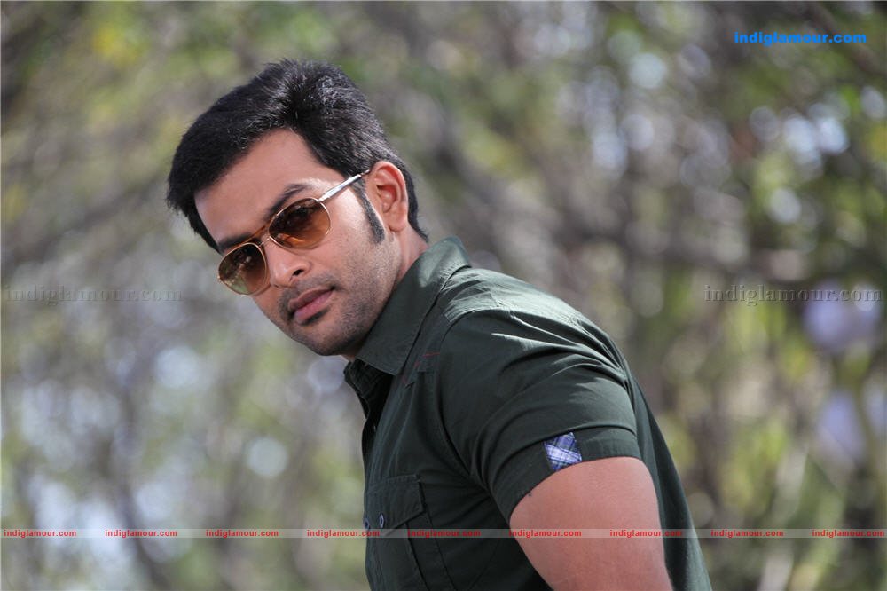 Make Up Man Movie hd photo