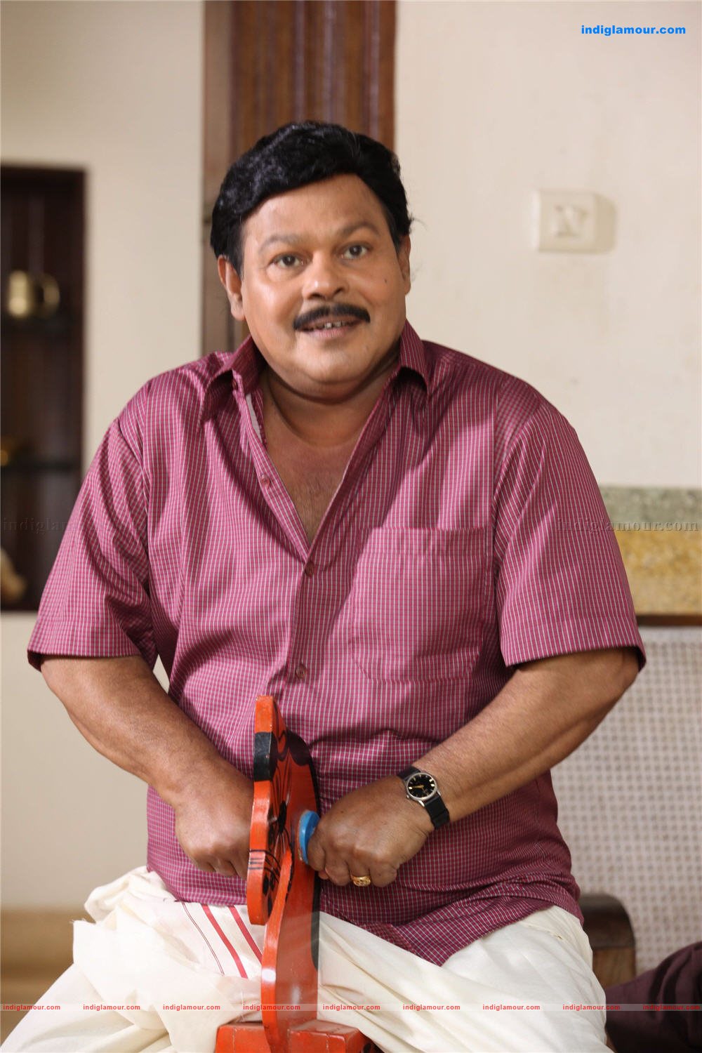 Aan Piranna Veedu Movie hd photo