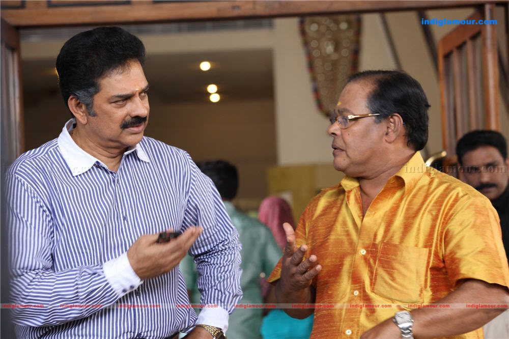 Aan Piranna Veedu Movie hd photo