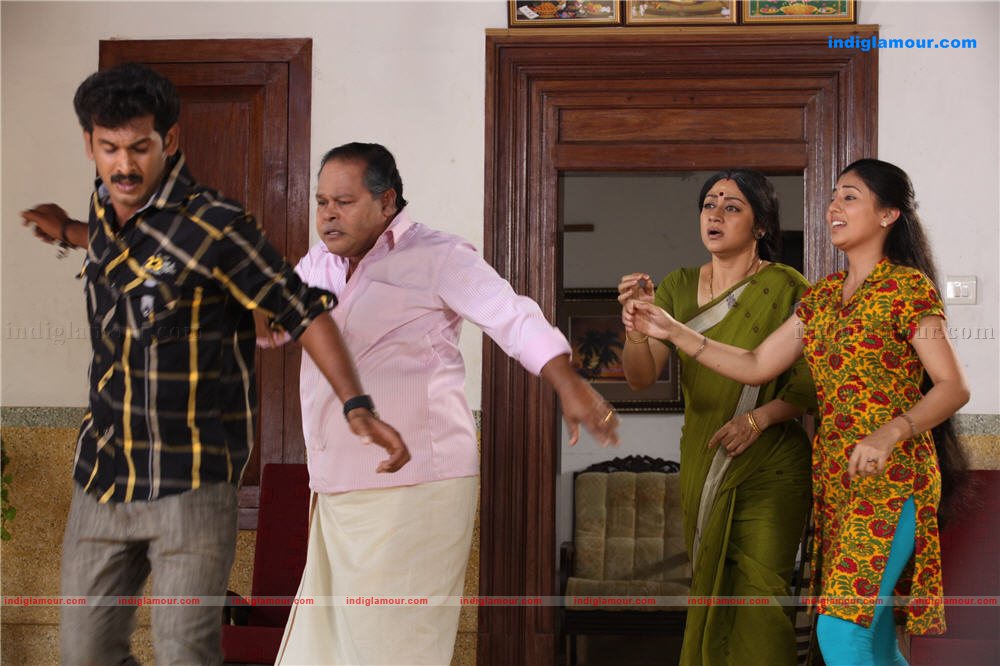 Aan Piranna Veedu Movie hd photo