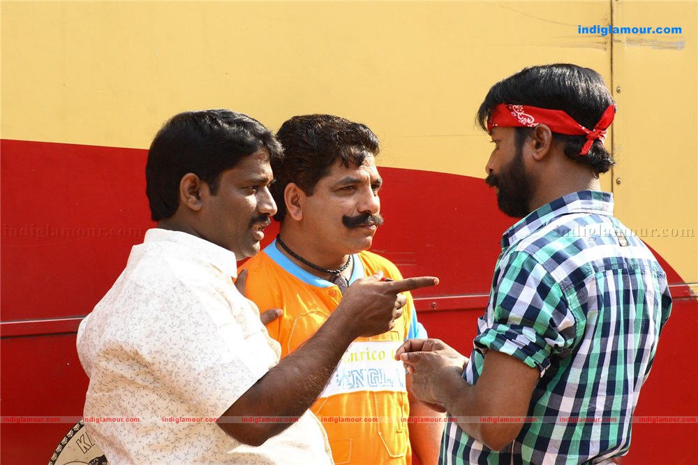 Lucky Jokkers Movie hd photo