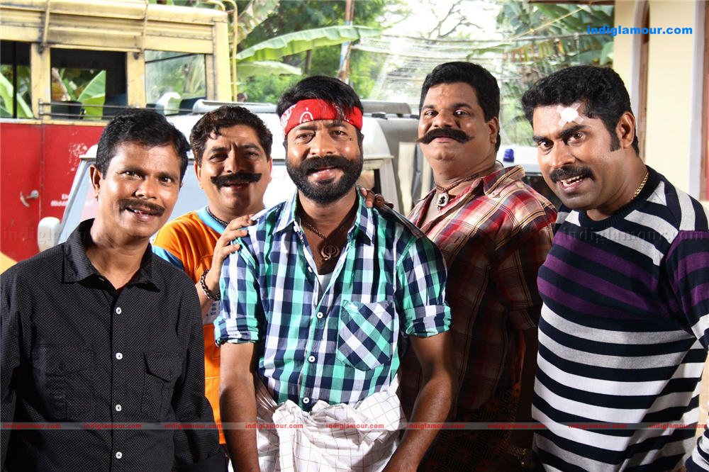 Lucky Jokkers Movie hd photo