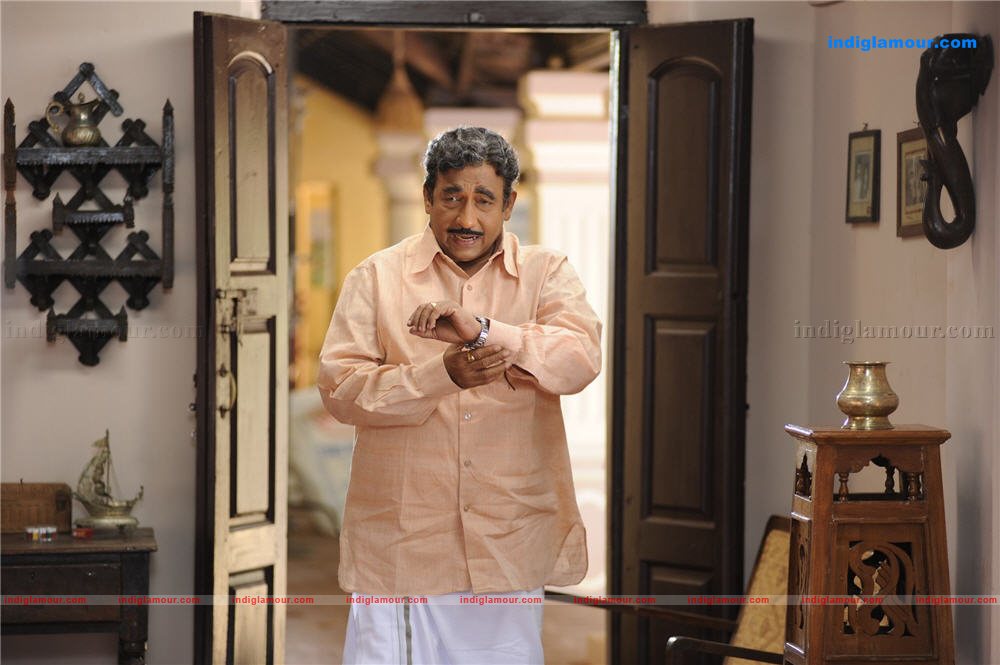 Manikyakallu Movie hd photo