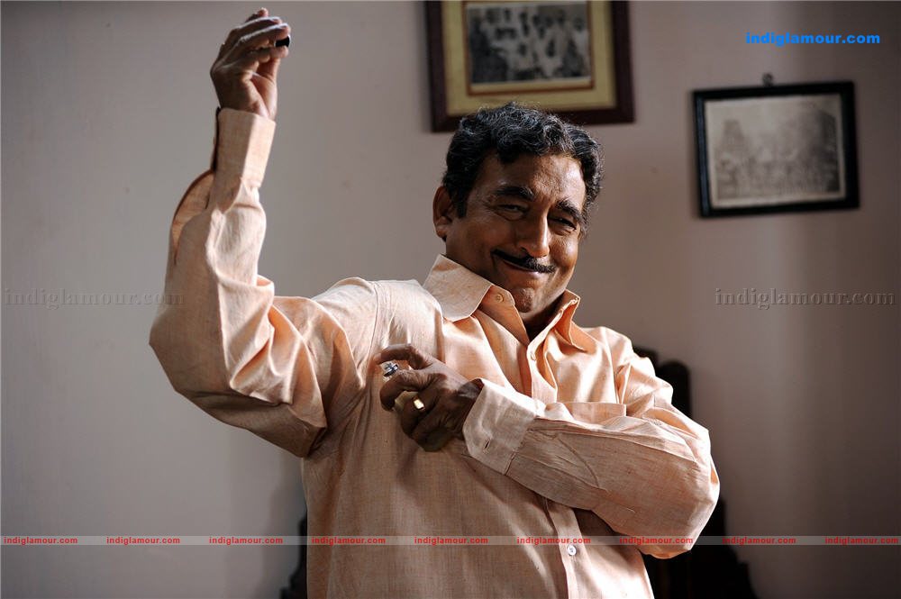 Manikyakallu Movie hd photo
