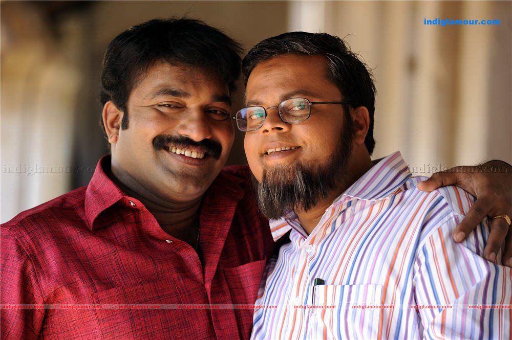 Manikyakallu Movie hd photo