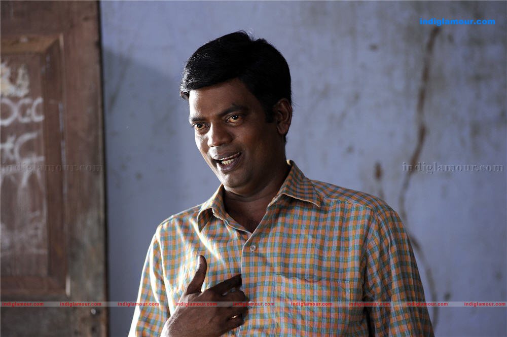 Manikyakallu Movie hd photo