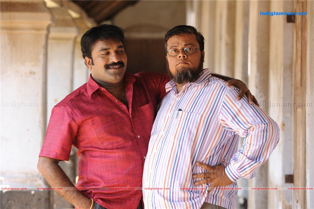 Manikyakallu Movie hd photo
