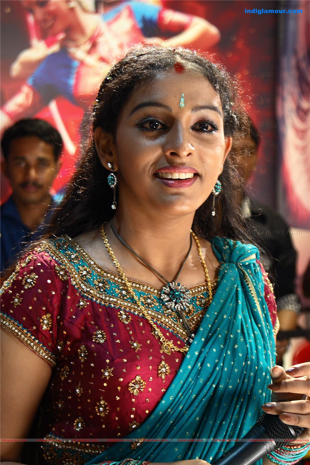 Female Unni Krishnan Movie hd photo