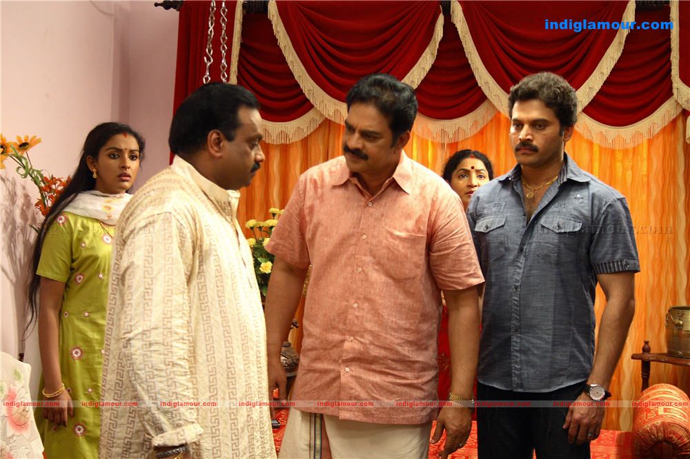 Female Unni Krishnan Movie hd photo