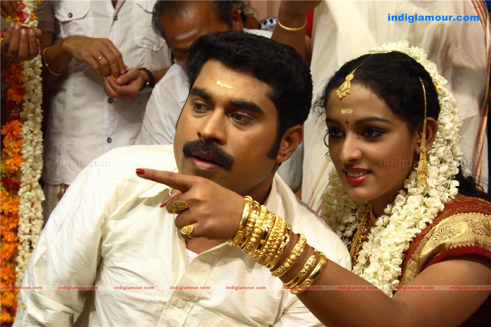 Female Unni Krishnan Movie hd photo