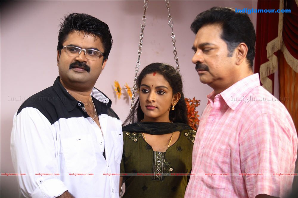 Female Unni Krishnan Movie hd photo