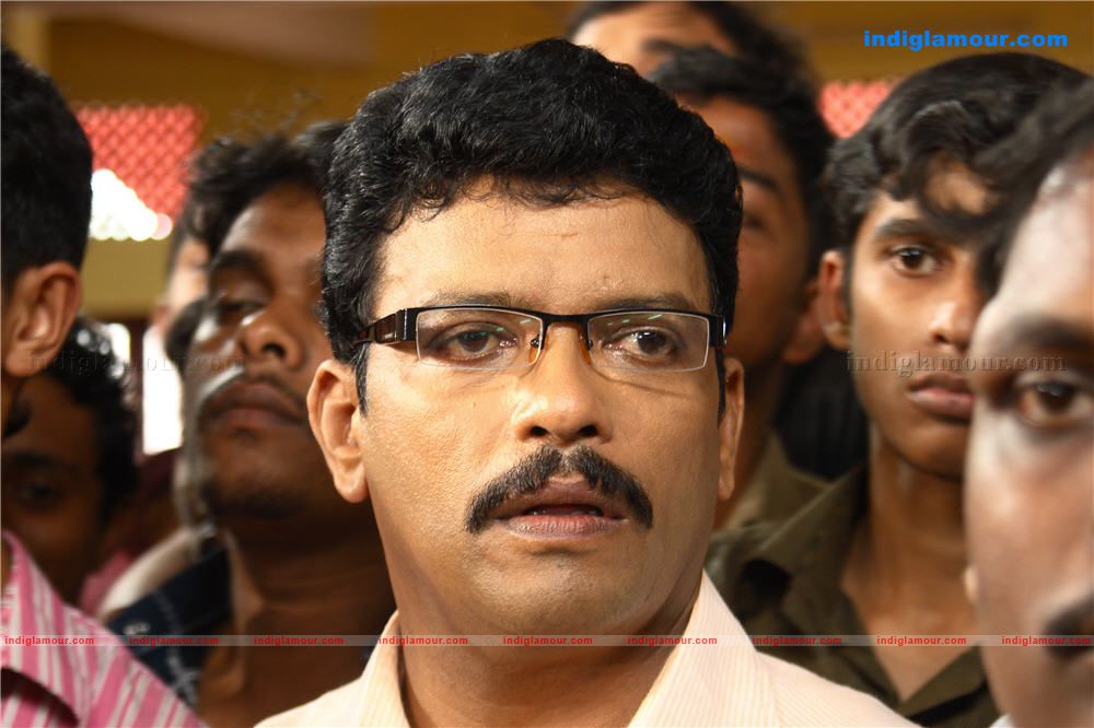 Female Unni Krishnan Movie hd photo