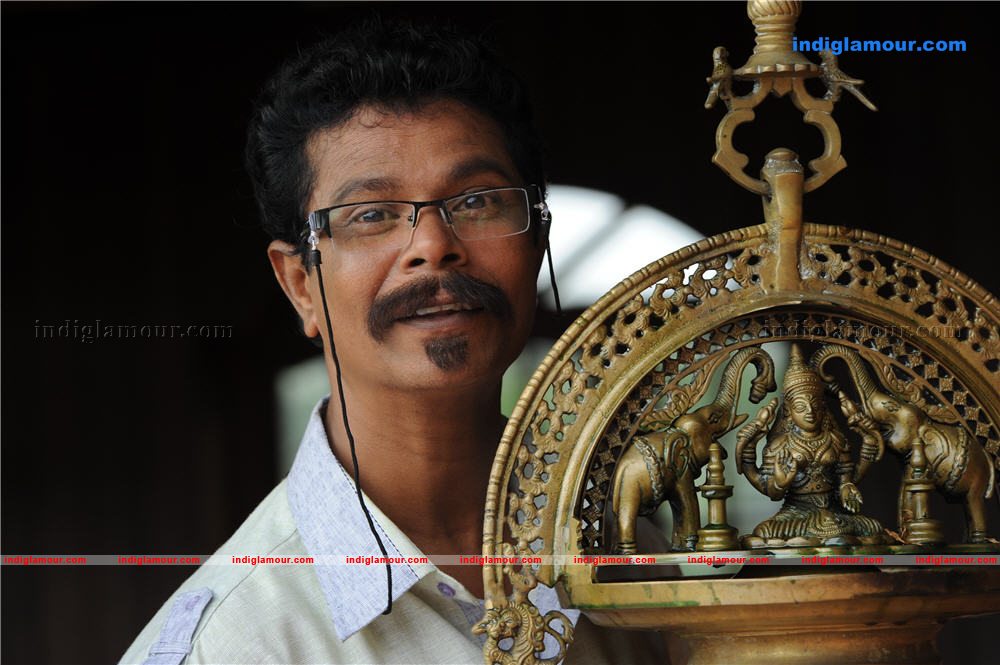 Pachuvum Kovalanum Movie hd photo