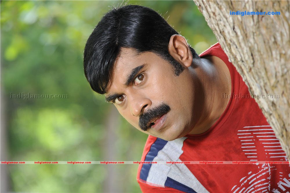 Pachuvum Kovalanum Movie hd photo