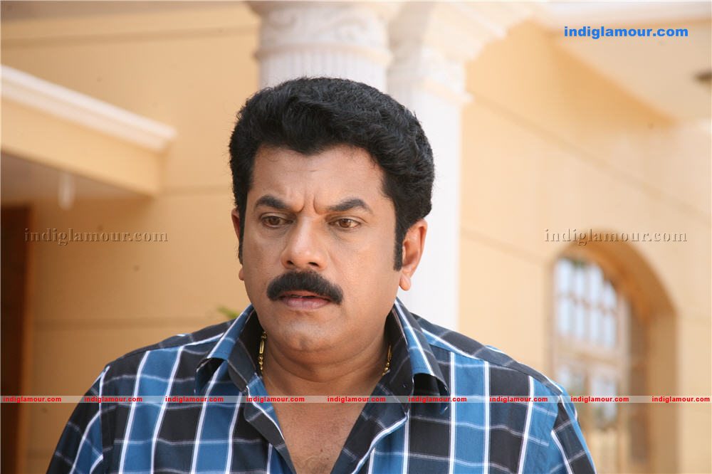 Pachuvum Kovalanum Movie hd photo
