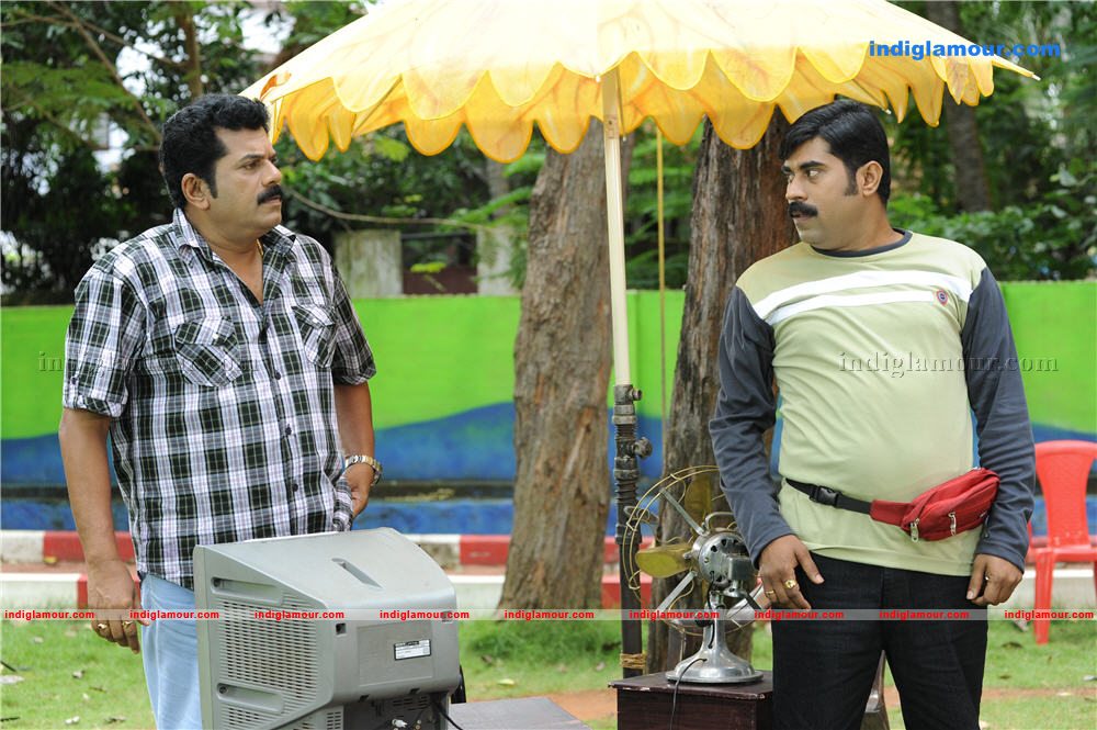 Pachuvum Kovalanum Movie hd photo