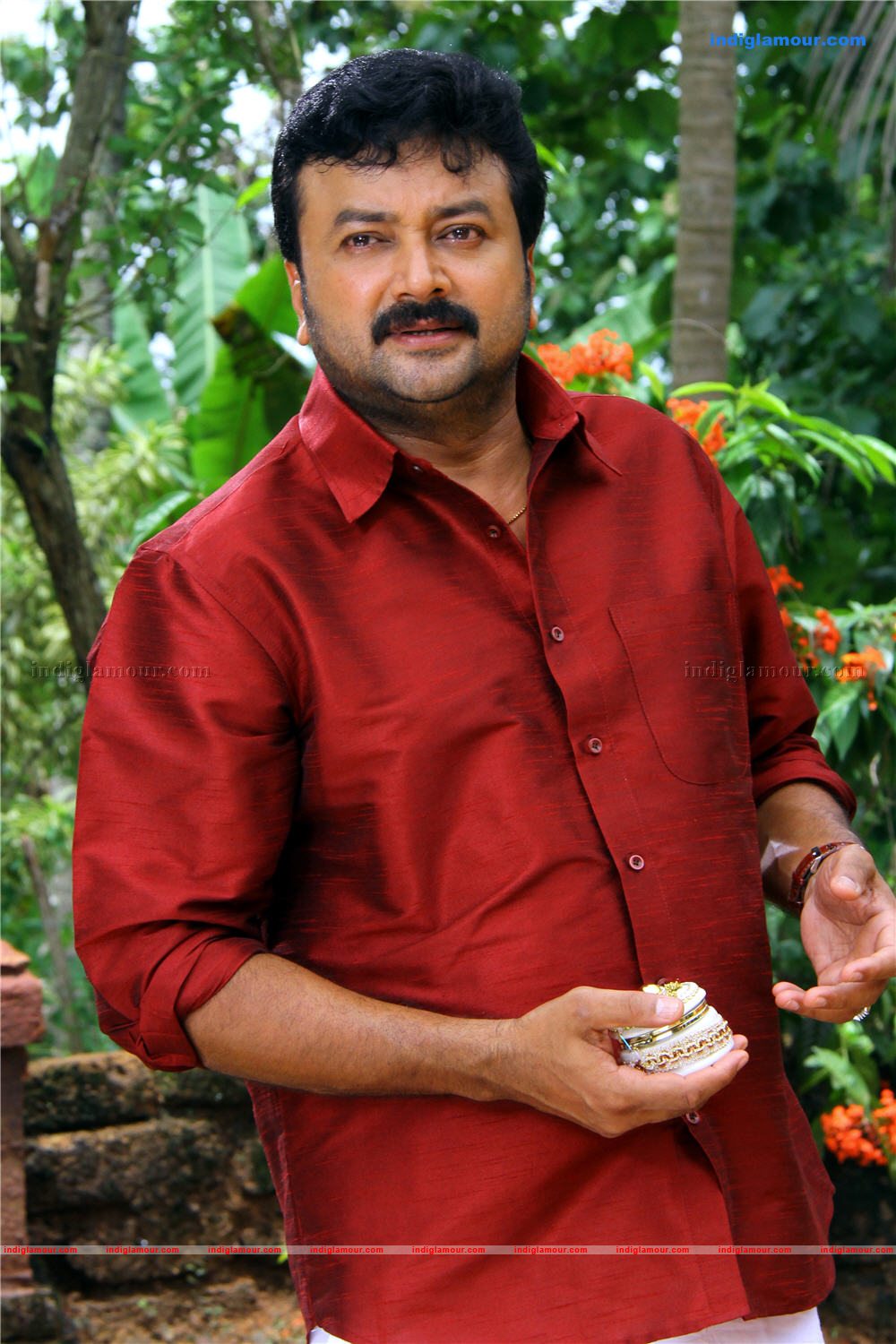 Ulakam Chuttum Vaaliban Movie hd photo