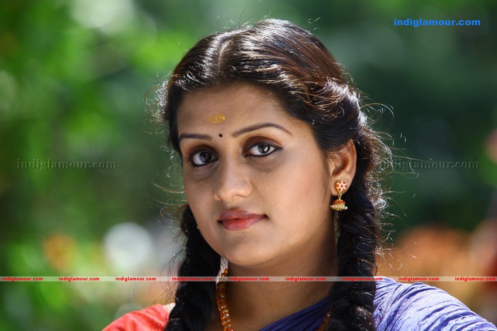 Nayika Movie hd photo