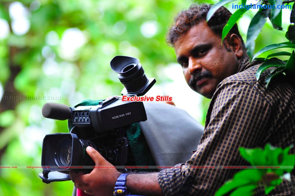 Nalla Bharya Movie hd photo