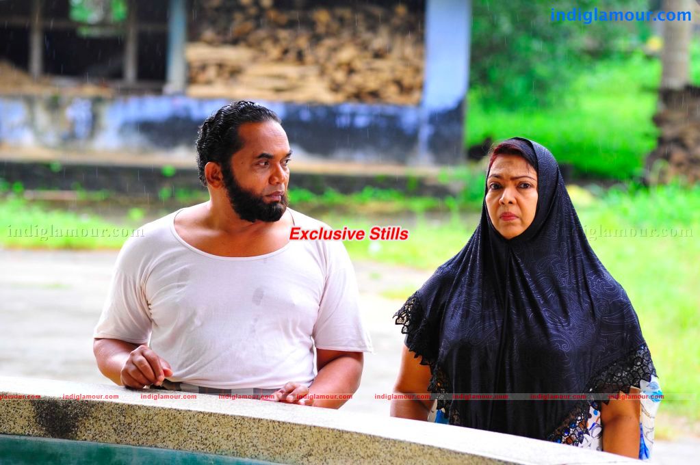 Nalla Bharya Movie hd photo