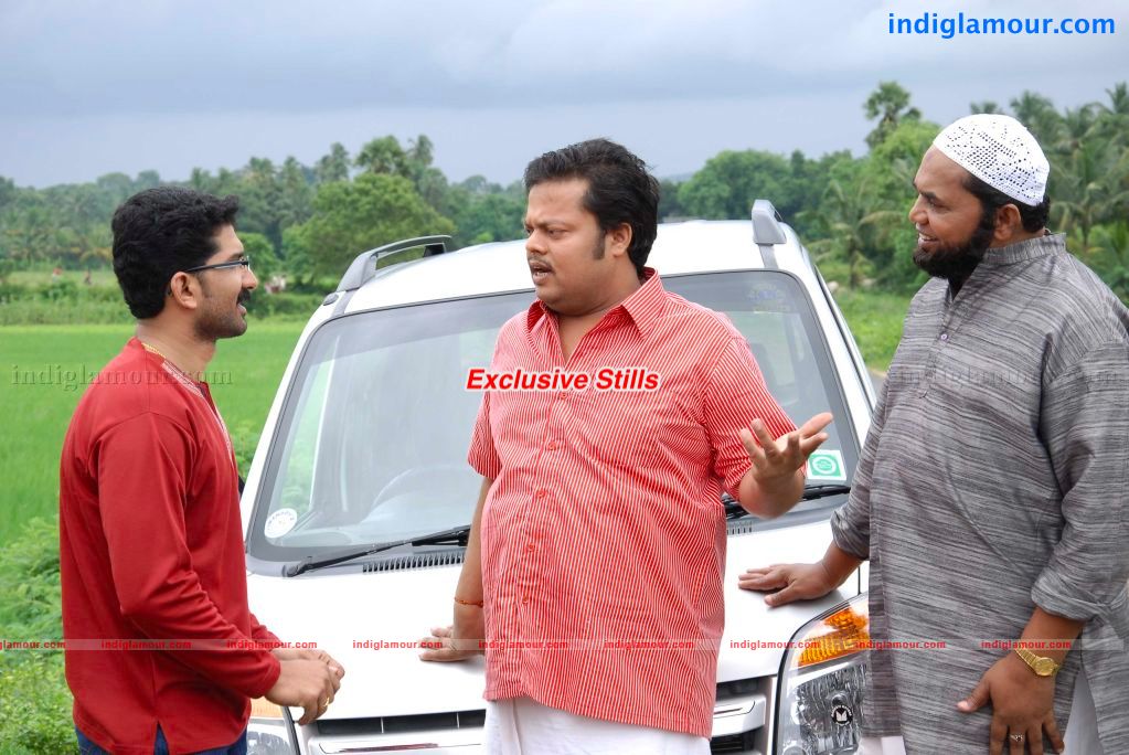 Nalla Bharya Movie hd photo