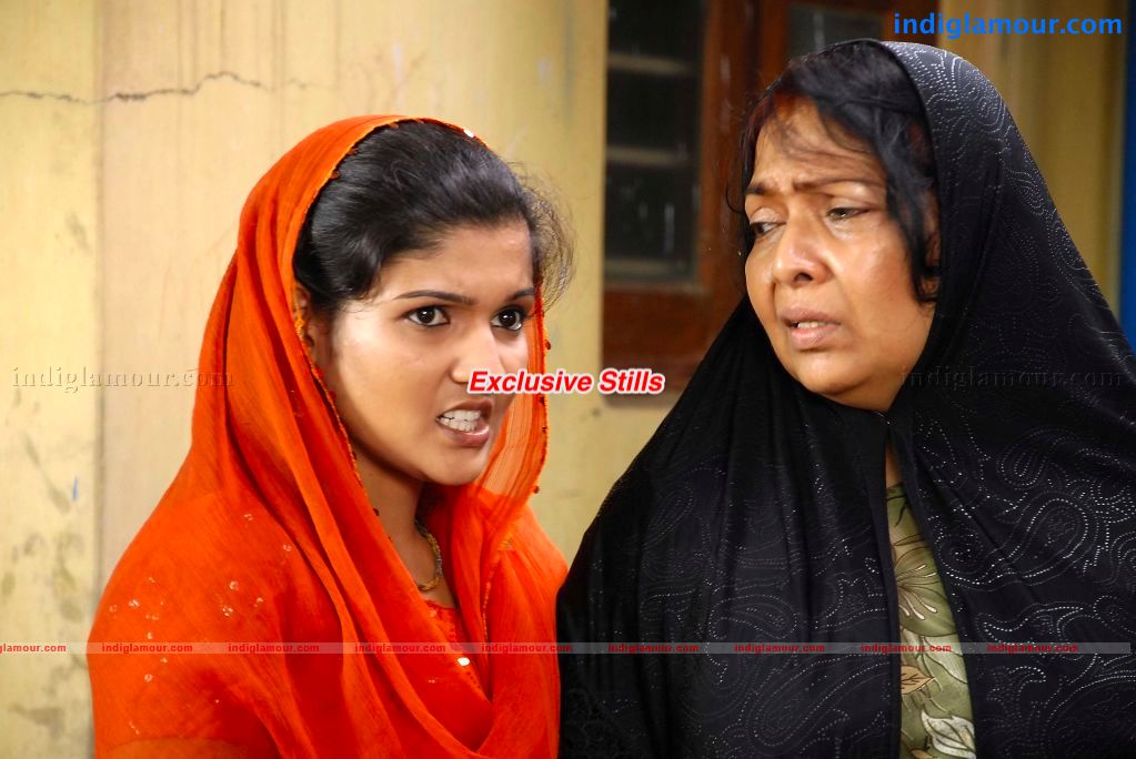 Nalla Bharya Movie hd photo