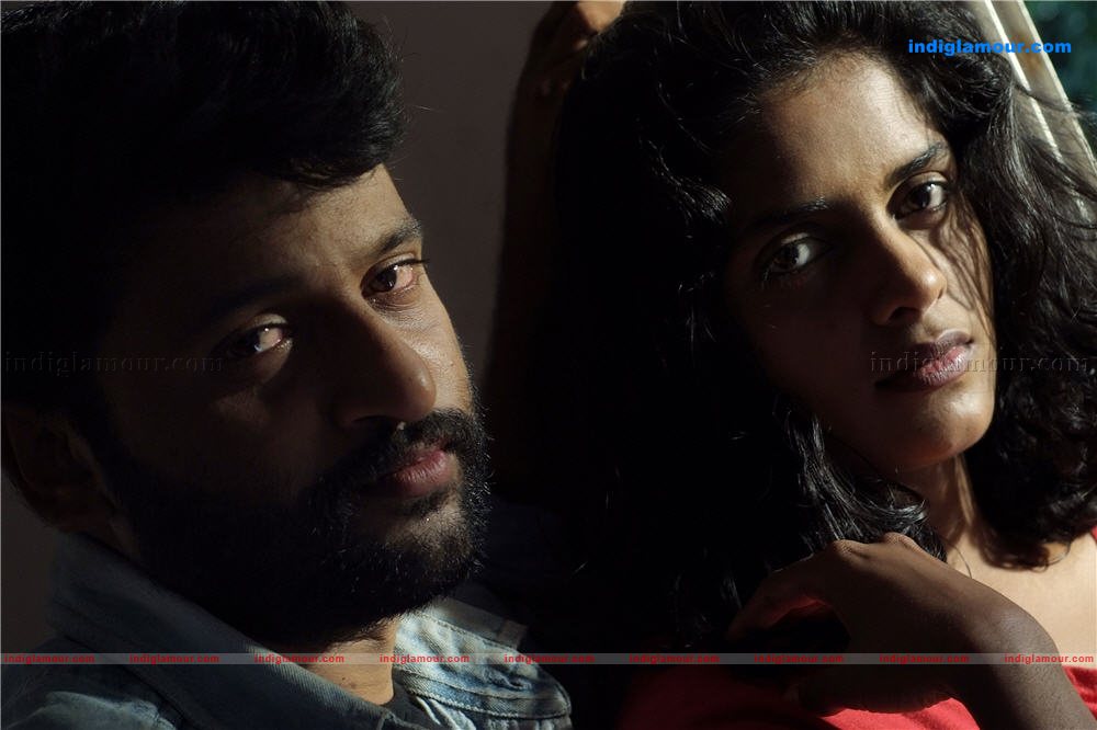 Ee Ravum Pakalum Movie hd photo