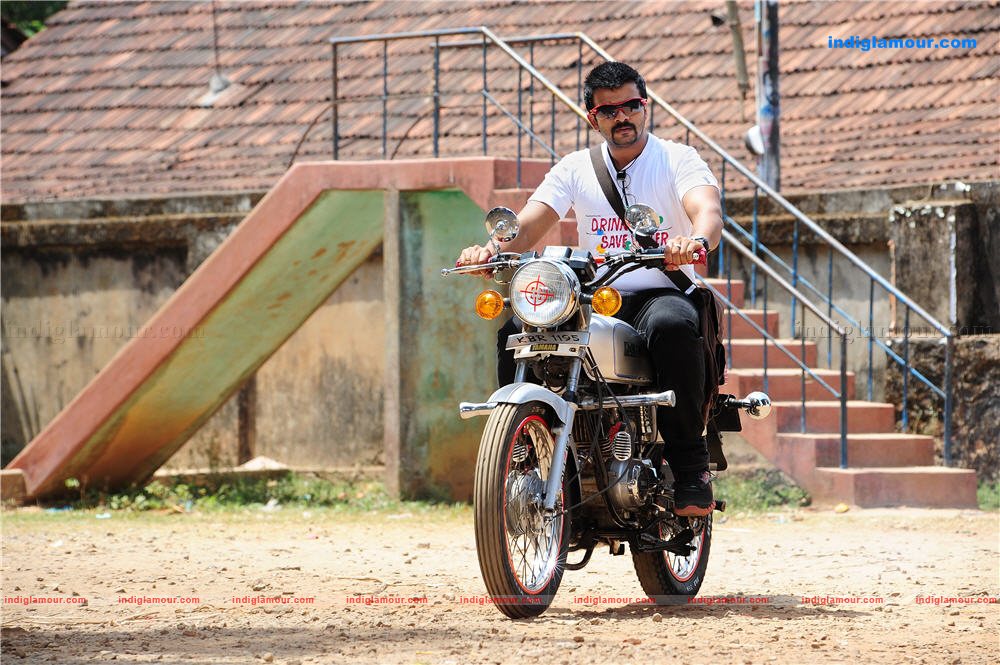 Vadhyar Movie hd photo