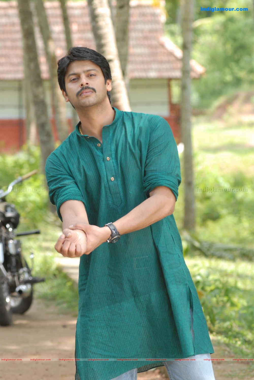 Uppukandam Brothers Back in Action Movie hd photo
