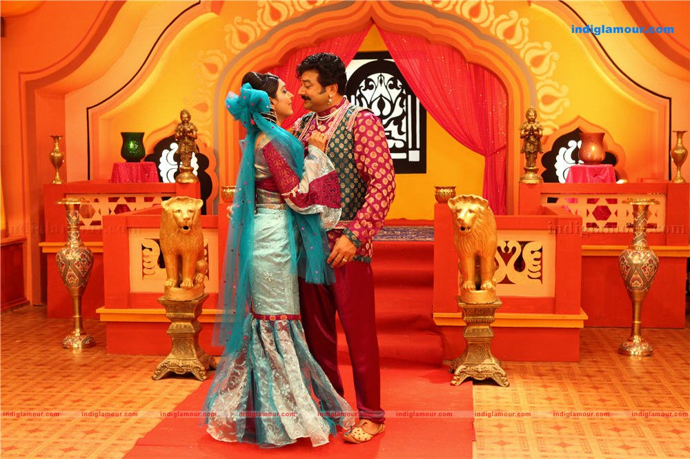 Nayika Movie hd photo