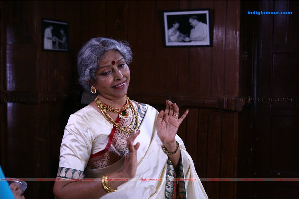 Nayika Movie hd photo