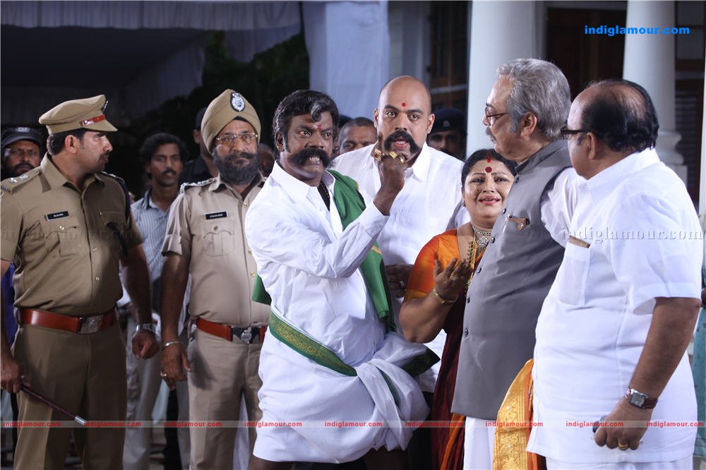 The King and Commissioner Movie hd photo