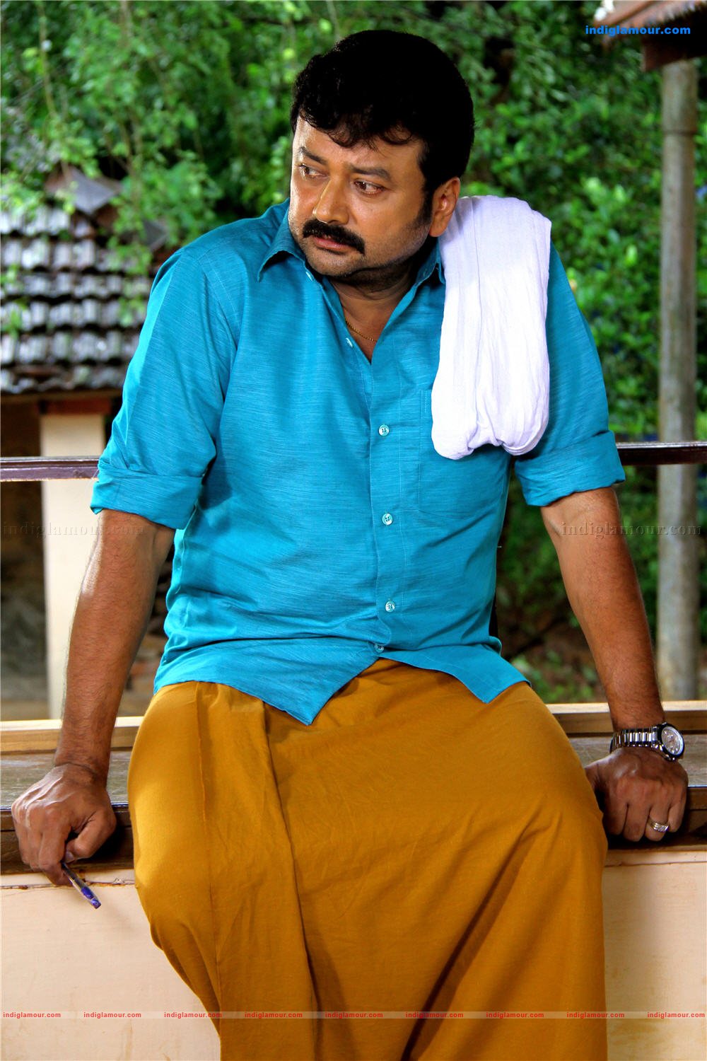 Ulakam Chuttum Vaaliban Movie hd photo