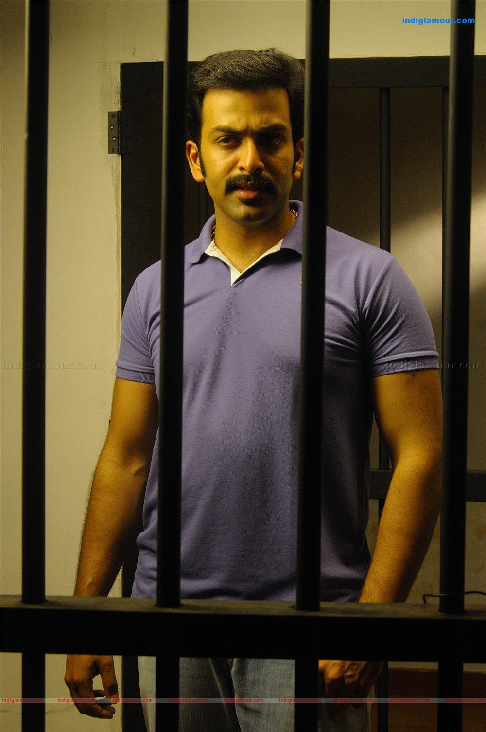 Manushya Mrugam Movie hd photo