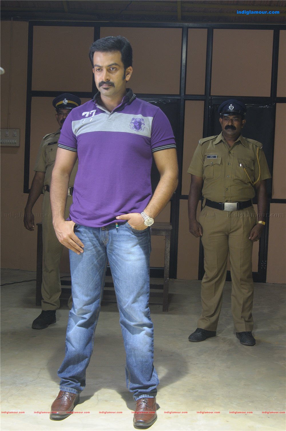 Manushya Mrugam Movie hd photo