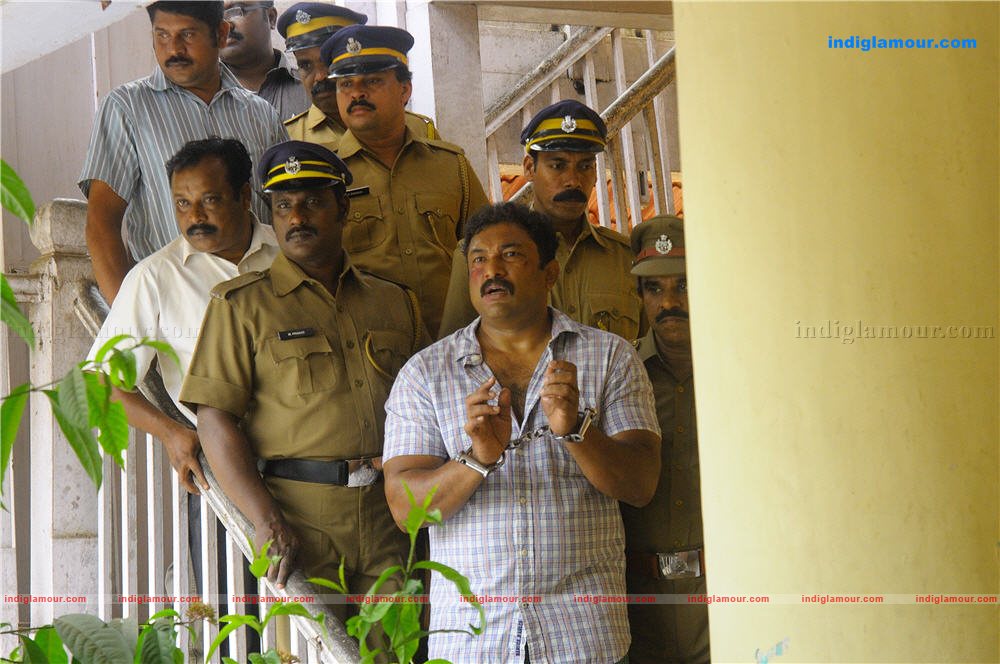Manushya Mrugam Movie hd photo